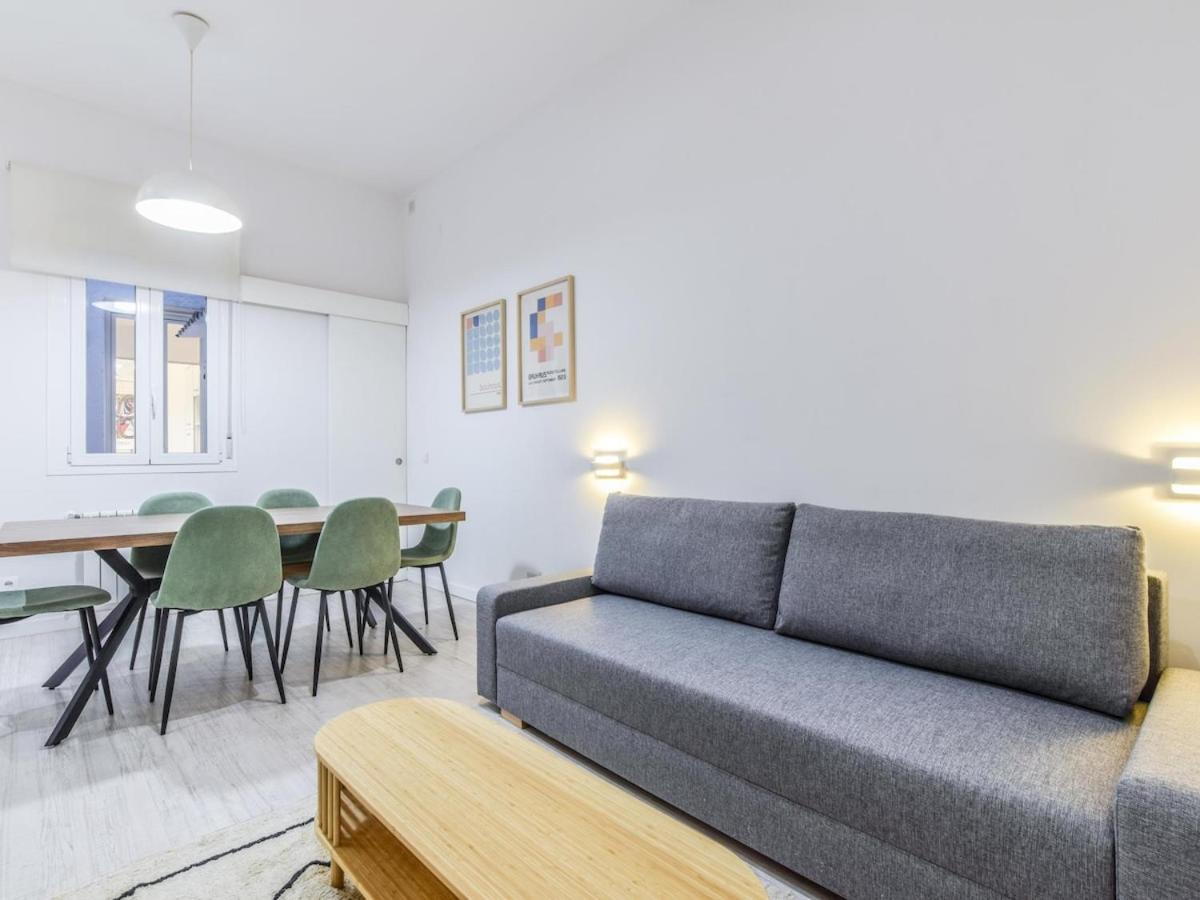 マドリードApartamento Reformado En El Centroアパートメント エクステリア 写真